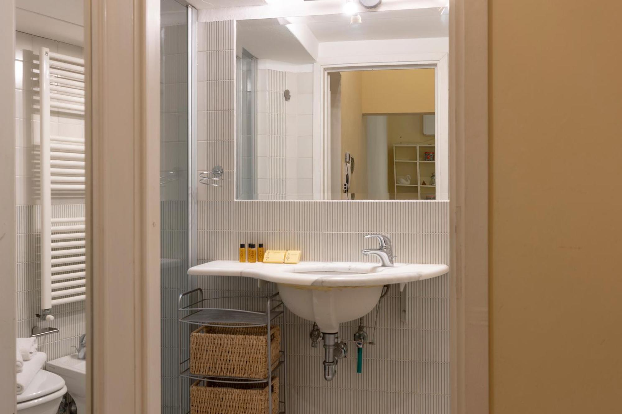 Sweet San Frediano Apartment Firenze Eksteriør bilde